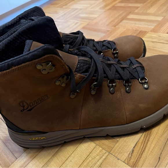 Danner Moutain 600 Leather Boots - Picture 7 of 8